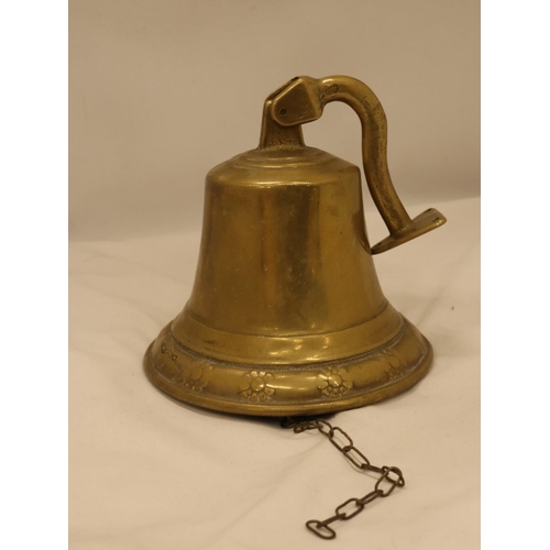 132 - A LARGE HEAVY BRASS WALL BELL, HEIGHT 20CM