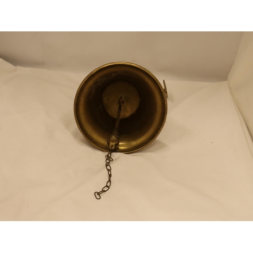 132 - A LARGE HEAVY BRASS WALL BELL, HEIGHT 20CM