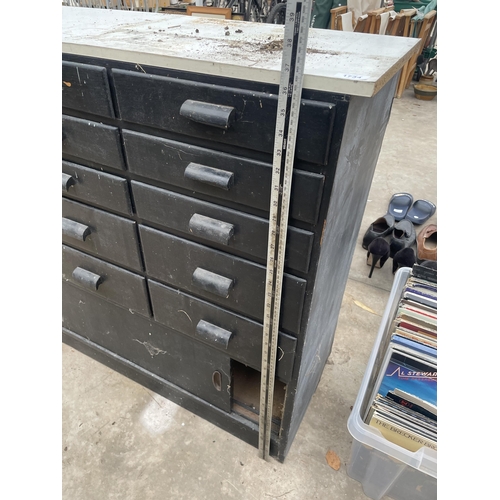 1734 - A VINTAGE 27 DRAWER HABERDASHERY CABINET WITH 25 SHORT DRAWERS AND TWO BOTTOM SLIDING DRAWERS, LENGT... 