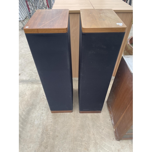 1736 - A PAIR OF TALL ACOUSTIC RESEARCH SPEAKERS HEIGHT 111CM