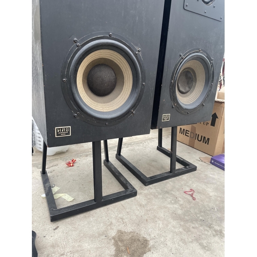 1759 - A PAIR OF TALL HAS PROFESSIONAL SERIES SPEAKERS