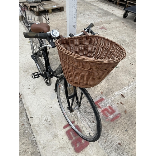 1877 - A LADIES CLAUD BUTLER KENSINGTON BIKE WITH WICKER BASKET