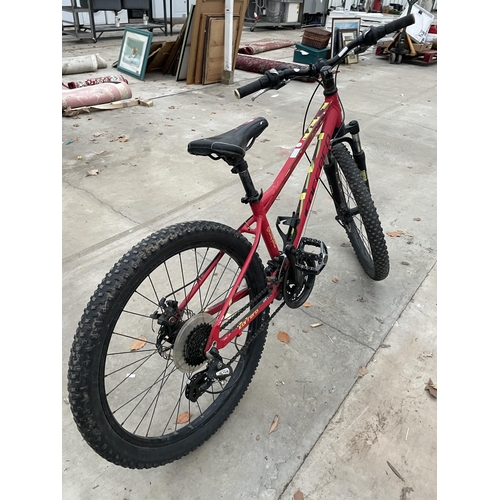 1878A - A CARRERA BOYS BIKE WITH FRONT SUSPENSION AND 21 SPEED SHIMANO GEAR SYSTEM