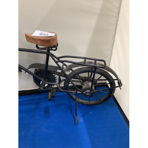 859 - A METAL AND WOOD MODEL OF A DELIVERY BIKE, HEIGHT 20CM, LENGTH 38CM