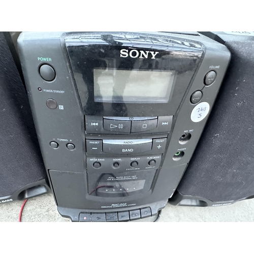 2020 - A SONY STEREO SYSTEM WITH TWO SPEAKERS