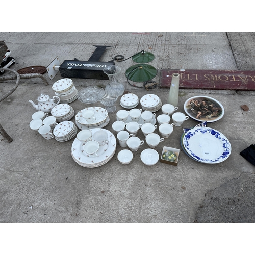 2032 - AN ASSORTMENT OF CERAMICS AND GLASS WARE TO INCLUDE PLATES AND TRIOS ETC