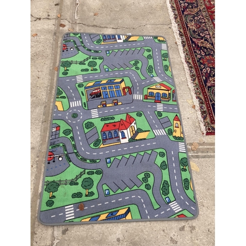 2491 - A CHILDS PLAY MAT ROAD RUG