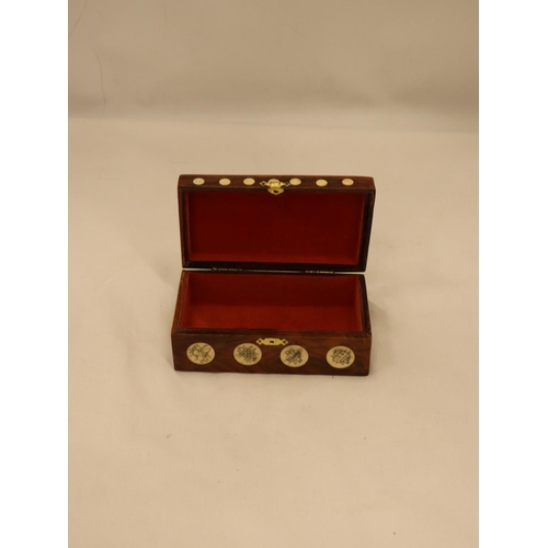 111 - AN ORIENTAL BOX WITH BONE INLAY