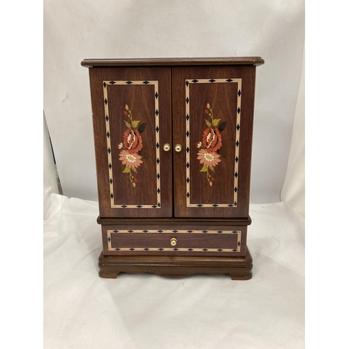 204 - A WOODEN INLAID JEWELLERY BOX WITH DOORS AND A DRAWER