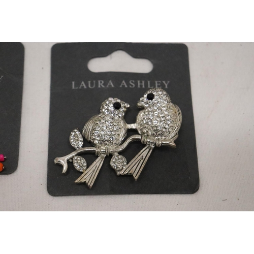 282 - TWO ITEMS OF LAURA ASHLEY JEWELLERY TO INCLUDE A PAIR OF EARRINGS AND A BIRD BROOCH