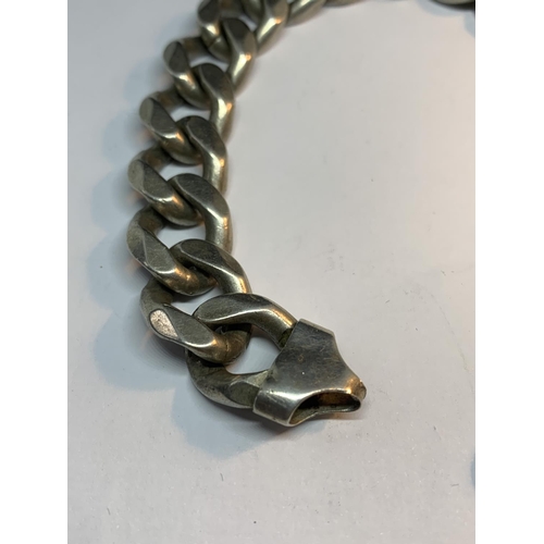 682 - A VERY HEAVY SILVER FLAT LINK WRIST CHAIN