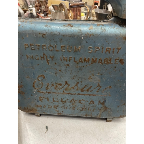 824A - A VINTAGE EVERSURE PETROL CAN