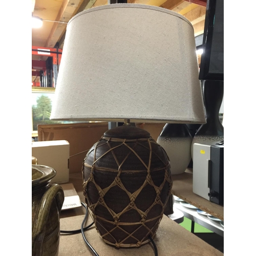 1021 - A STUDIO POTTERY LAMP WITH SHADE