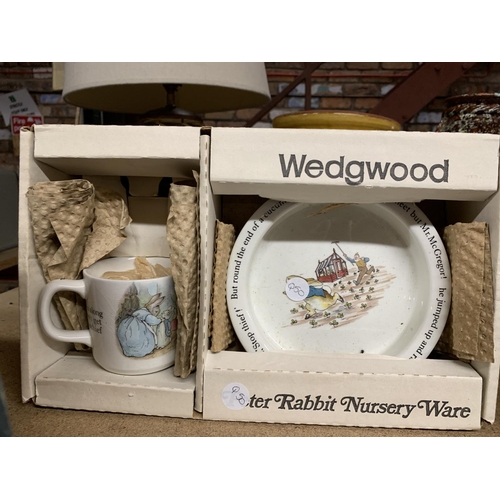 1049 - A BOXED WEDGWOOD PETER RABBIT NURSERY SET