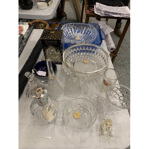 1120 - A QUANTITY OF GLASSWARE TO INCLUDE BOWLS, SCENT BURNER, BELL, SUGAR BOWL, ETC.,