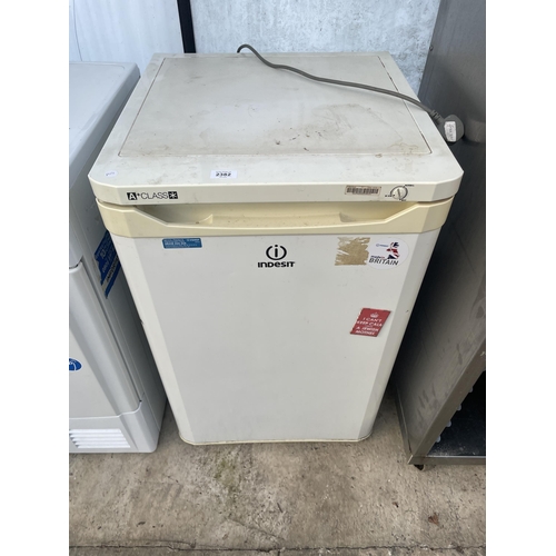 2382 - A WHITE INDESIT UNDERCOUNTER FREEZER