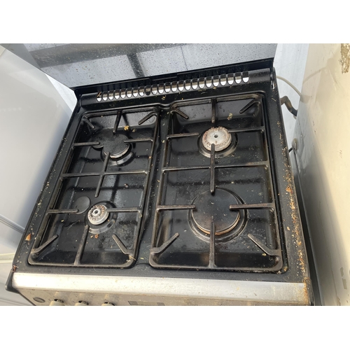 2386 - A BLACK AND STAINLESS STYEEL GAS OVEN AND HOB