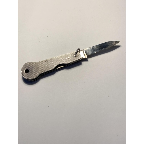 51 - A HALLMARKED LONDON SILVER POCKET KNIFE WITH ONE STAINLES STEEL BLADE