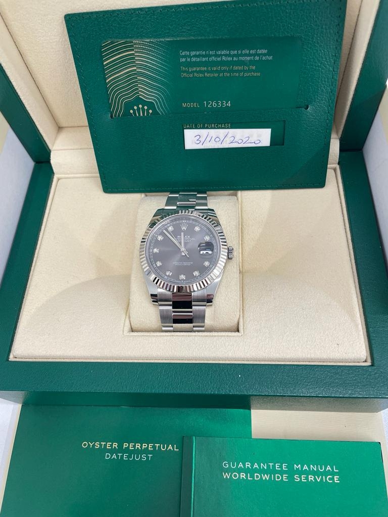 A ROLEX DATEJUST 40 MM WRIST WATCH WITH STAINLESS STEEL CASE, OYSTER ...