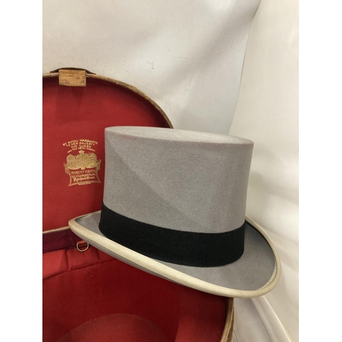 7 - A VINTAGE WOODROW PICCADILLY LONDON GREY TOP HAT AND GLOVES IN A ROBERT HEATH LEATHER HAT BOX