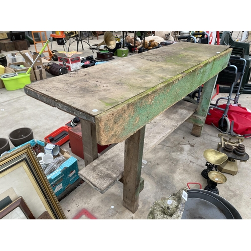 1955 - A WOODEN TWO TIER POTTING BENCH