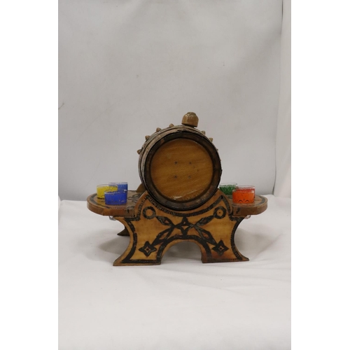 230 - A SMALL VINTAGE BARREL WITH SIX GLASSES - 1 A/F