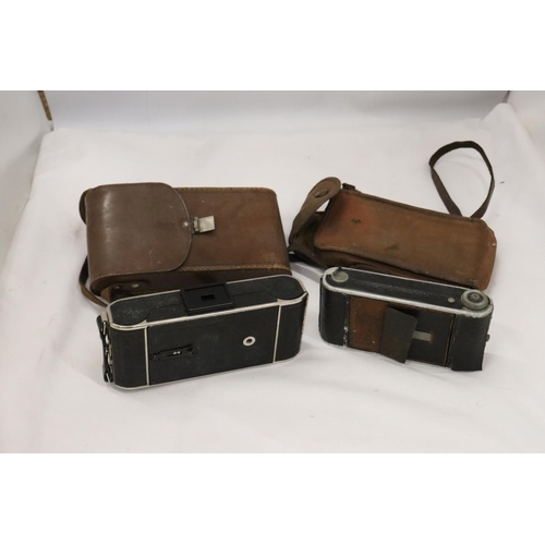 247 - A VINTAGE DECCA SALON GRAMOPHONE PLAYER PLUS TWO VINTAGE CAMERAS IN CASES