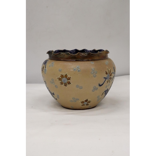 299 - A VINTAGE ROYAL DOULTON SLATERS STONEWARE PLANTER, HEIGHT 18CM, DIAMETER 19CM