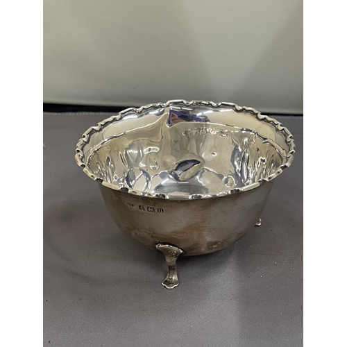 32 - A HALLMARKED BIRMINGHAM SILVER THREE FOOTED DISH GROSS WEIGHT 60.6 GRAMS