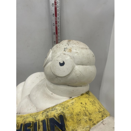 92 - A LARGE MICHELIN MAN ADVERTISING FIGURE ON A SCREW DOWN BASEHEIGHT 39CM