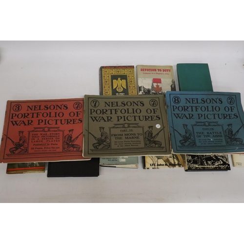 440 - A COLLECTION OF THIRTEEN BOOKS AND BOOKLETS RELATING TO WORLD WAR I AND WORLD WAR II, TO INCLUDE BOO... 