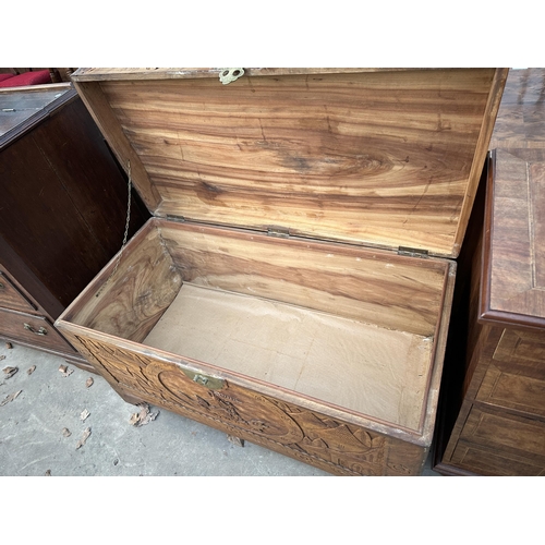 AN ORIENTAL STYLE CAMPHOR WOOD BLANKET CHEST