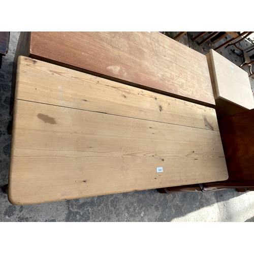 2840 - A VICTORIAN PINE KNEEHOLE DRESING TABLE WITH SINGLE DRAWER AND CUPBOARD, 48