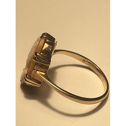 506 - A 9 CARAT GOLD CAMEO RING