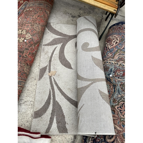 2486 - A SMALL GREY MODERN RUG