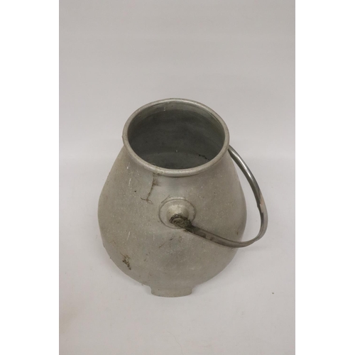 823 - A GALVANISED MILK CHURN, HEIGHT 37CM