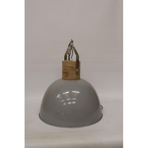 844 - A RETRO STYLE LIBRA INDUSTRIAL GREY ENAMEL LIGHT FITTING