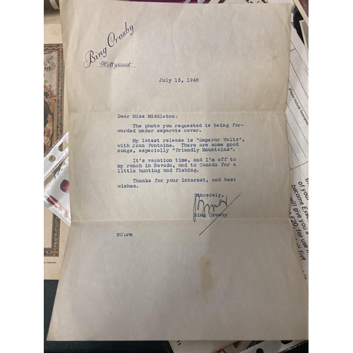 867 - A QUANTITY OF EPHEMERA TO INCLUDE A 1948 HAND SIGNED BING CROSBY LETTER - NO PROVENANCE, AN ORIGINAL... 