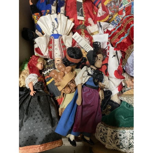 1072 - A LARGE COLLECTION OF DOLLS FROM AROUND THE WORLD