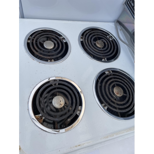 2331 - A WHITE CREDA ELECTRIC OVEN AND HOB