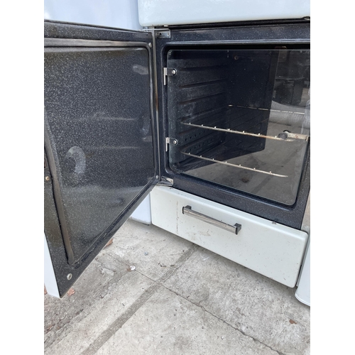 2331 - A WHITE CREDA ELECTRIC OVEN AND HOB