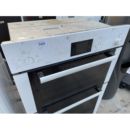 2459 - A BLACK AND WHITE INTERGRATED DOUBLE OVEN