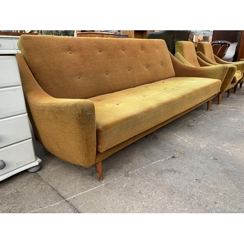 2669 - A RETRO DANISH BED SETTEE WITH SWEPT ARMS ON TAPERING LEGS WITH BUTTON BACK