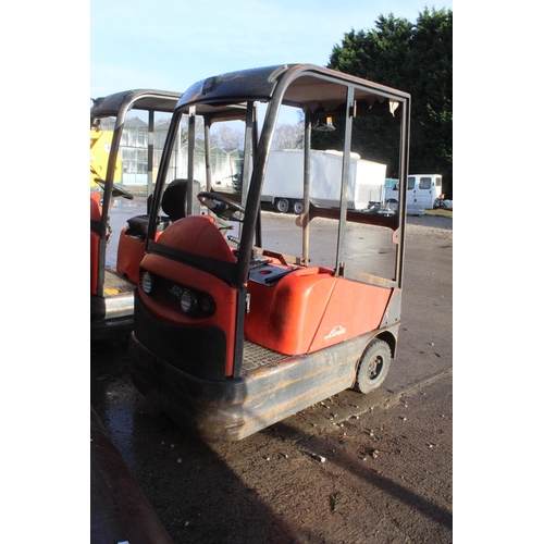 207 - LINDE P60 TOW TRACTOR 48V 6 TONNE CAPACITY + VAT