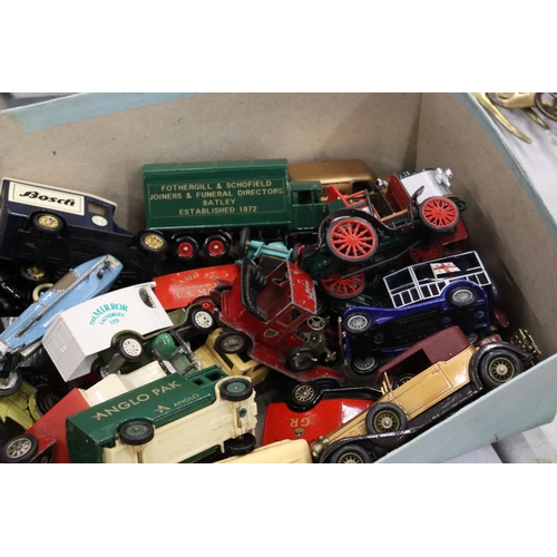 193 - A LARGE COLLECTION OF DIECAST CARS AND VANS