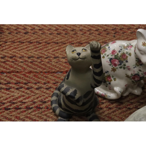 262 - THREE LARGE MODELS OF CATS