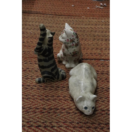 262 - THREE LARGE MODELS OF CATS