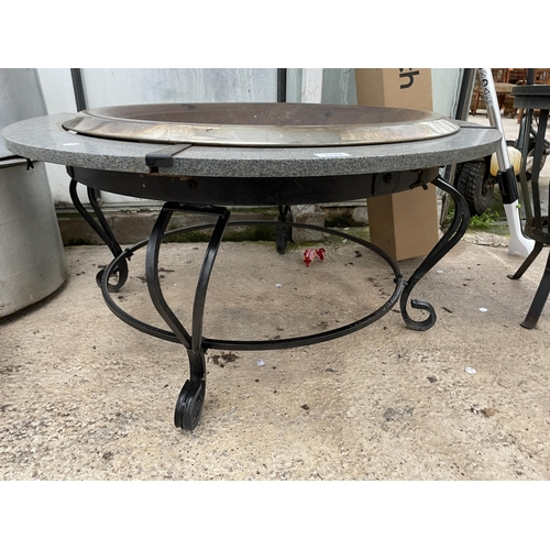 1644 - A LARGE CIRCULAR GARDEN FIRE PIT WITH GRANITE STYLE SURROUND AND METAL BASE