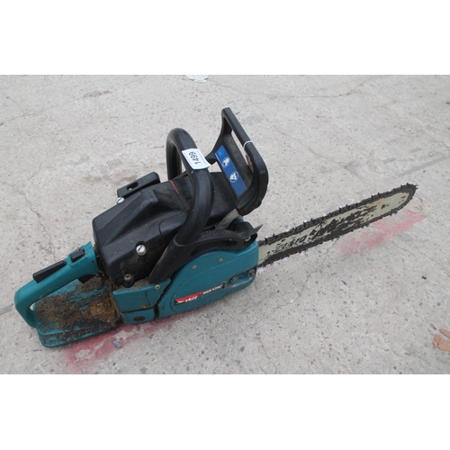 1499 - MAKITA CHAINSAW IN WORKING ORDER  NO VAT