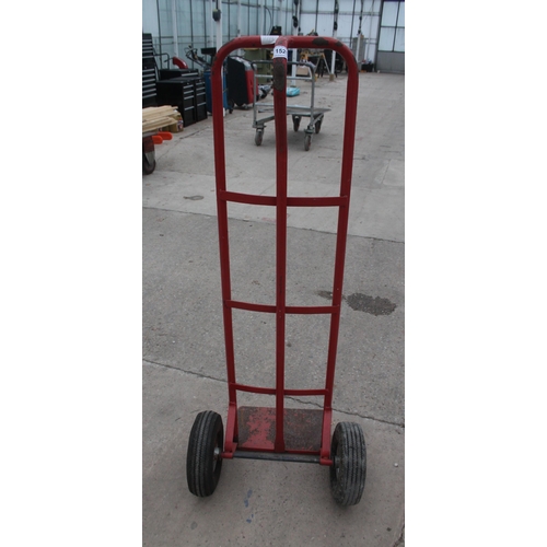 1521 - RED SACK TRUCK  NO  VAT